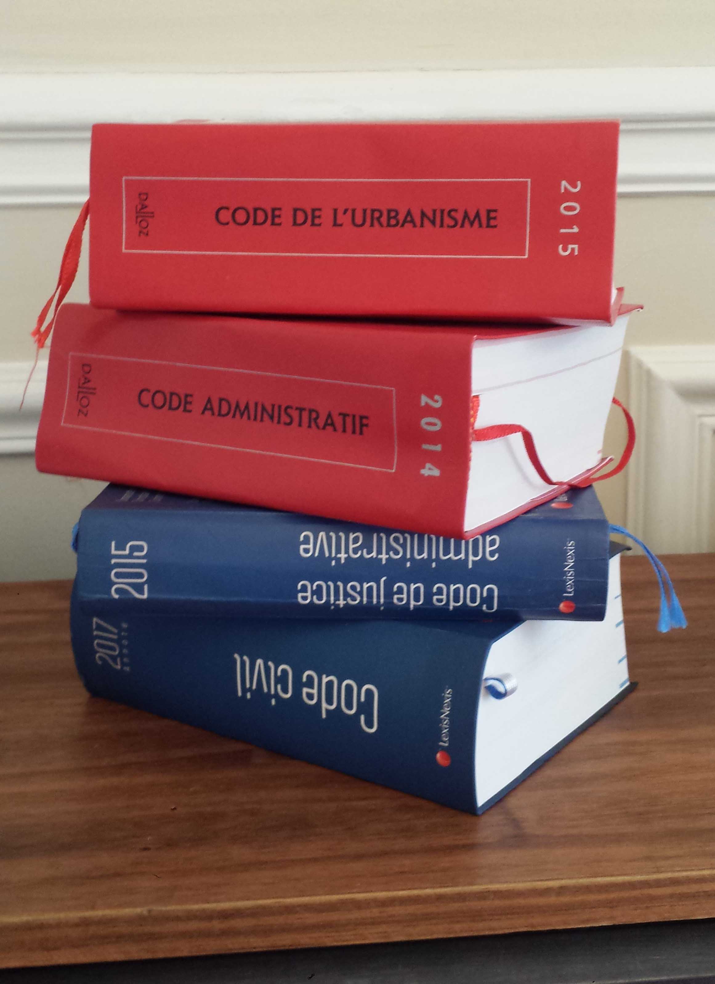 Code de l'urbanisme - Code administratif - Code civil - Cabinet Iroise Avocats
